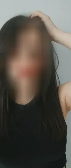 Carla, 26