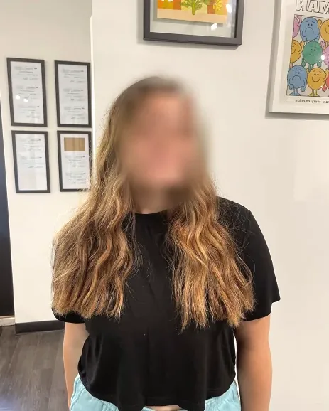 Elena, 19