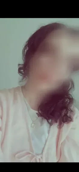 Lucia, 27