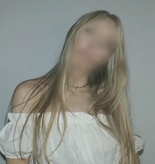 Sabrina, 20