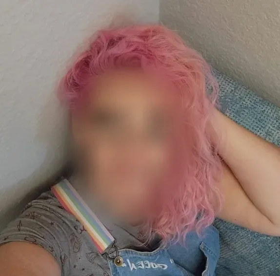 Selina, 28